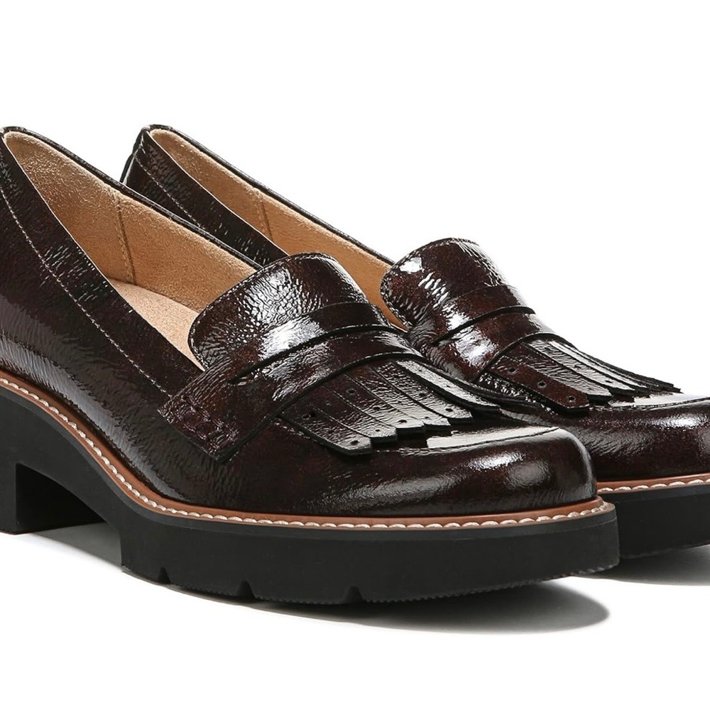 Naturalizer Women’s Darcy Tassle Penny Loafer